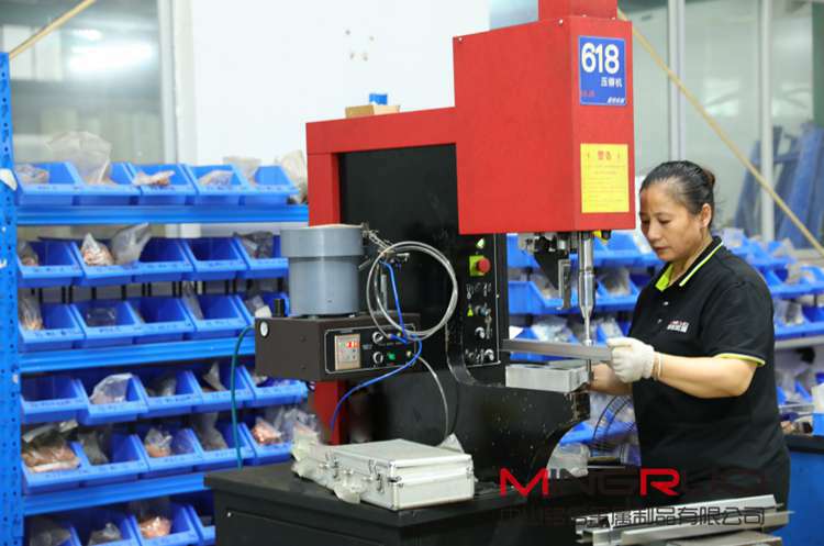 钣金加工件与钣金加工程序运行流程-皇冠8xmax官网(中国)有限公司